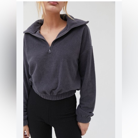 Urban Outfitters Track Meet Half-Zip Fleece Shirt. Size Medium. - Picture 2 of 11